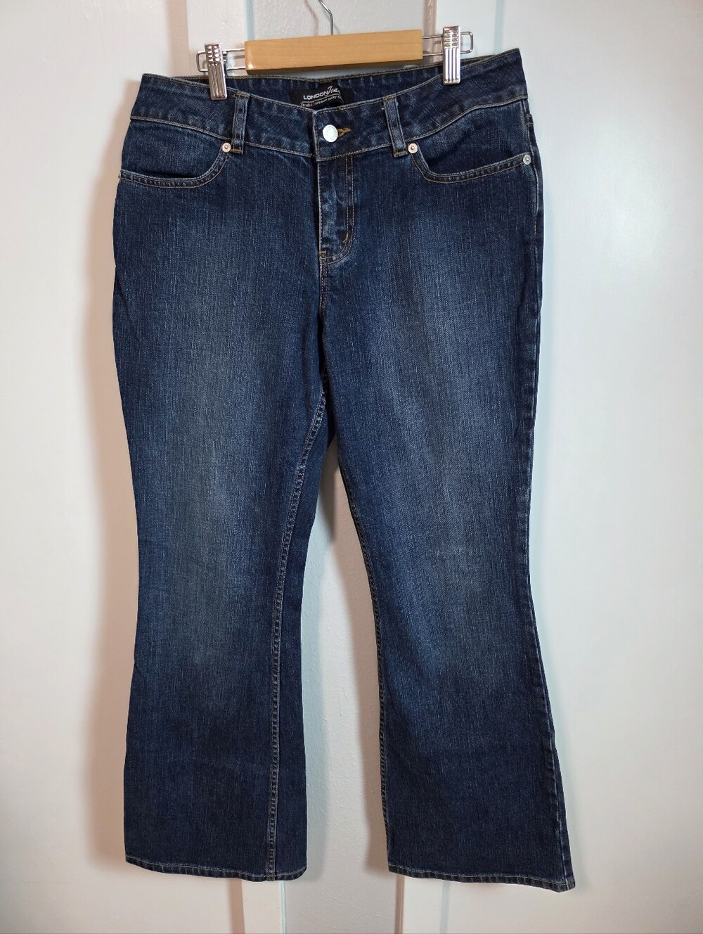 London Jean Women's Size 10 Dark Wash Bootcut Stretch Jeans
